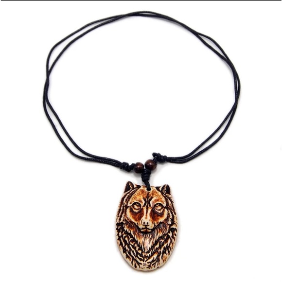 New Unisex Handmade Bohemian Hawaiian Tribal Wolf Amulet Wood & Resin Necklace - Picture 5 of 8